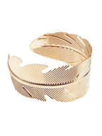 Gold Roman Leaf Armband