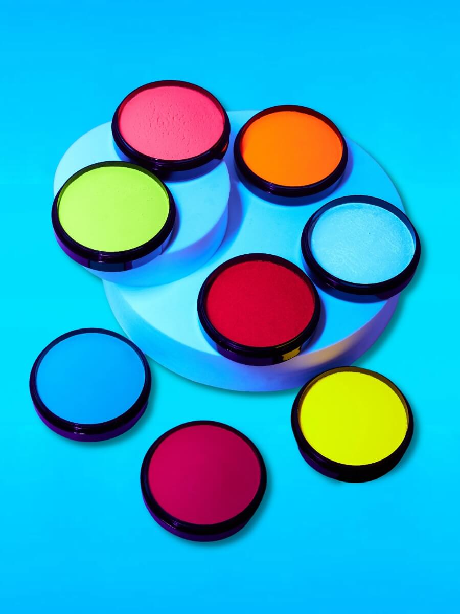 Moon Glow Pro Intense Neon UV Cake Pot